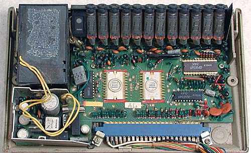 Inside Sanyo ICC-1122 Inside Sanyo ICC-1122